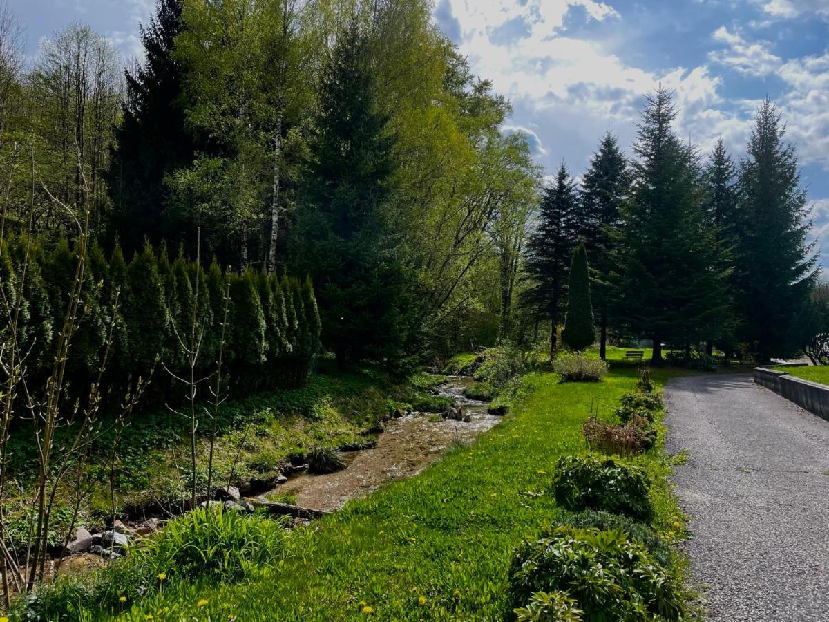 Ubytovani V Krkonosich, Rodinny Apartman Peklicko Horni Lanov ภายนอก รูปภาพ
